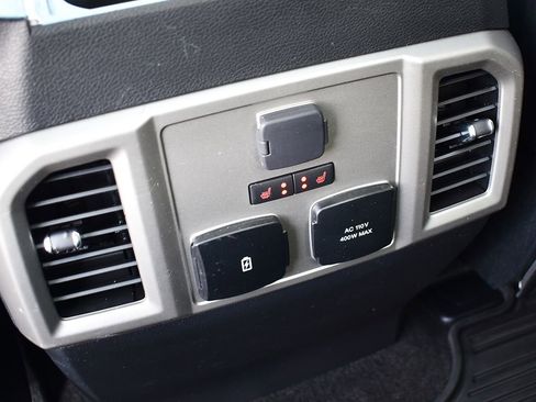 Used 2020 Ford F150 Lariat w/ Equipment Group 502A Luxury image 29