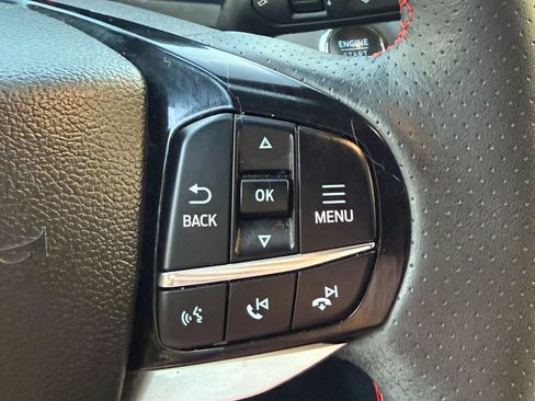 Used 2025 Ford Explorer ST-Line w/ ST-Line Street Pack image 31