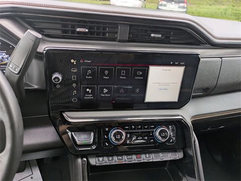 Used 2024 GMC Sierra 2500 AT4 w/ AT4 Preferred Package image 20