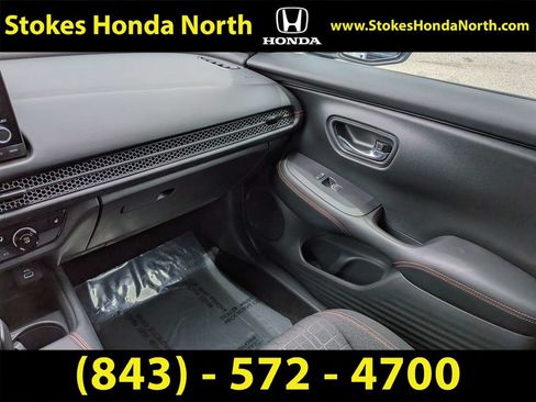 Used 2024 Honda HR-V Sport image 19