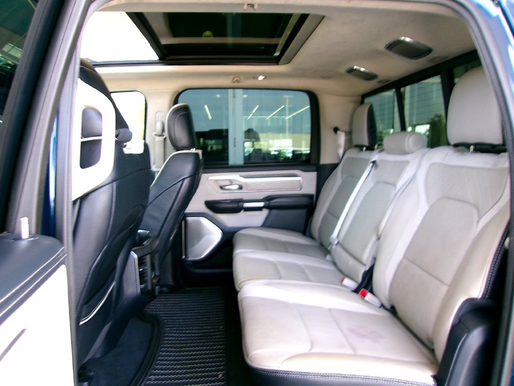 Used 2024 RAM 1500 Limited AWD/4WD image 19