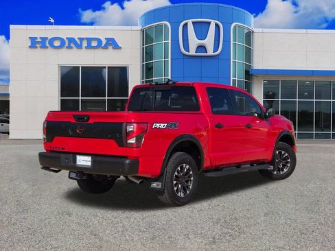 Used 2024 Nissan Titan PRO-4X w/ Pro-4x Utility Package AWD/4WD image 3