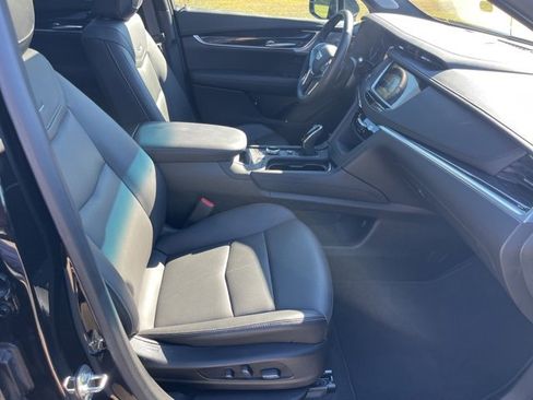 Certified 2025 Cadillac XT5 Premium Luxury image 35