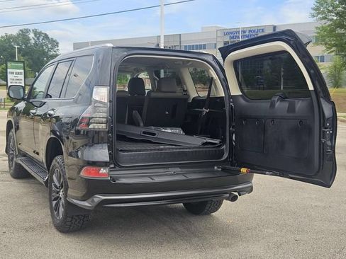 Used 2023 Lexus GX 460 Luxury w/ Sport Design Package AWD/4WD image 12