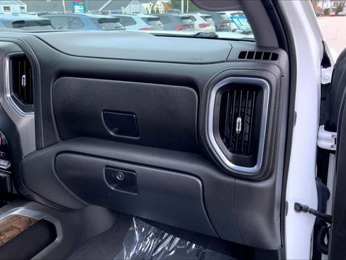 Used 2021 GMC Sierra 1500 Denali w/ Technology Package image 18