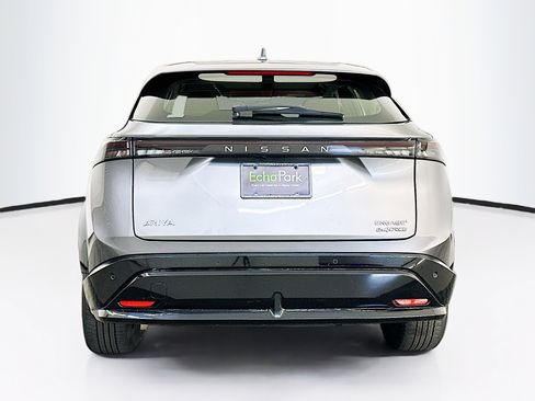 Used 2024 Nissan Ariya AWD image 7