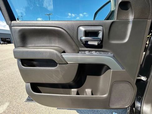 Used 2018 Chevrolet Silverado 1500 LT w/ True North Edition AWD/4WD image 27