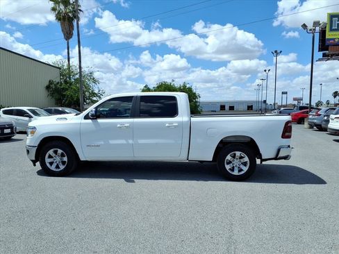 Used 2023 RAM 1500 Laramie AWD/4WD image 5