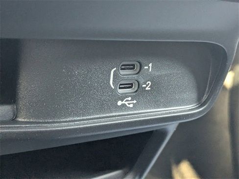 New 2026 Chrysler Pacifica Select image 21