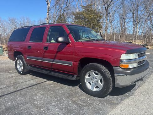 Used 2004 Chevrolet Suburban LS w/ Preferred Equipment Group image 9