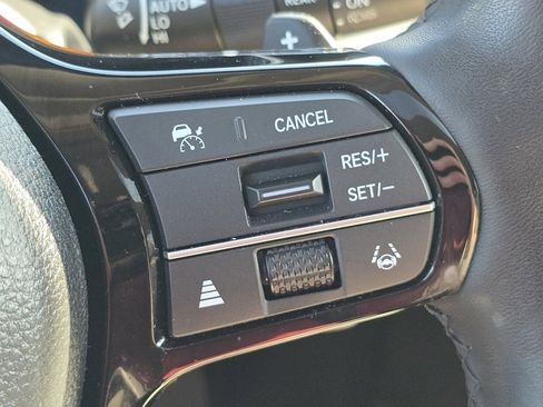 Used 2024 Honda Pilot Elite image 19