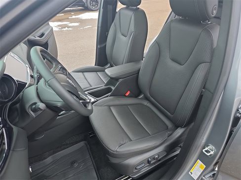 Used 2023 Buick Encore GX Essence w/ Experience Buick Package image 15