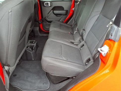 Used 2022 Jeep Gladiator Sport image 12