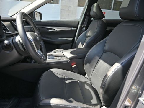 Used 2023 INFINITI QX50 Luxe AWD/4WD image 17