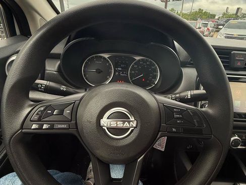 Used 2024 Nissan Versa S FWD image 19