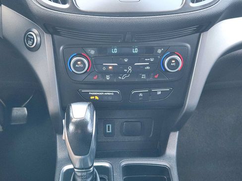 Used 2019 Ford Escape SEL FWD image 18