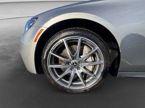 Used 2023 Mercedes-Benz E 450 4MATIC Sedan image 9