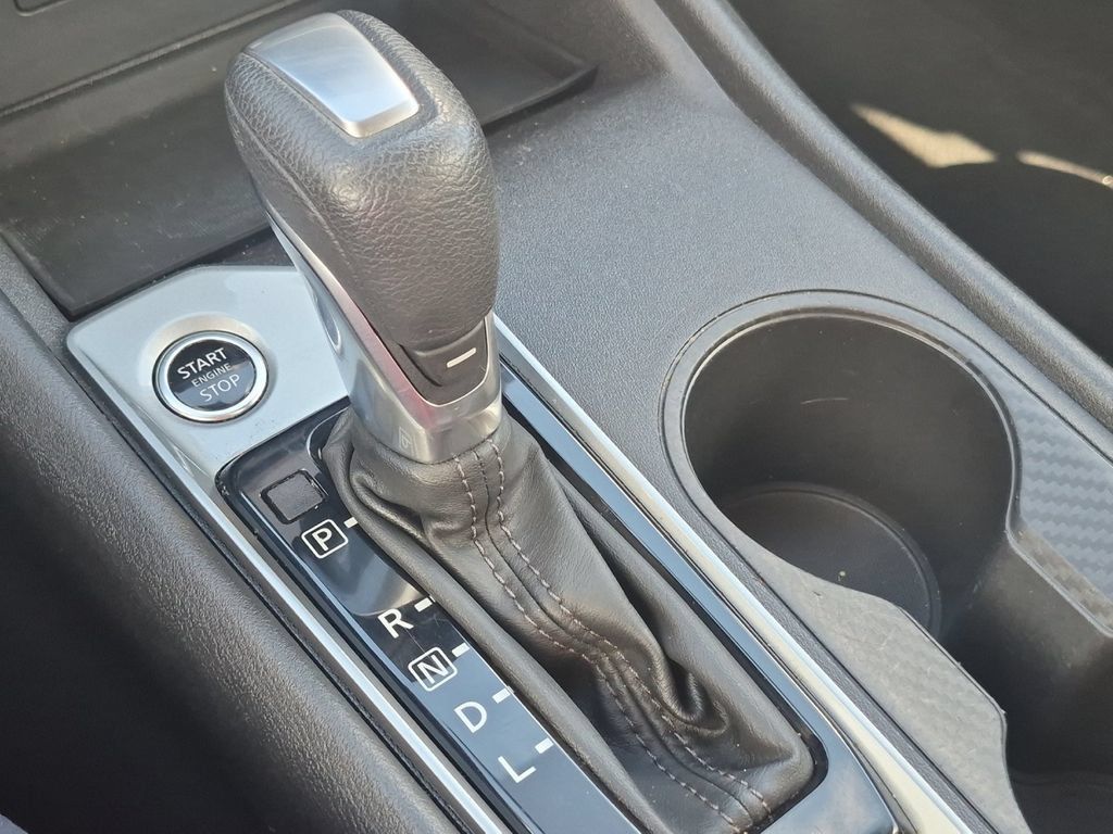 Used 2025 Nissan Altima 2.5 SV FWD image 20