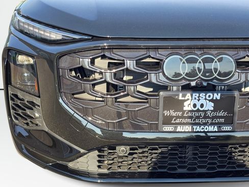 New 2026 Audi Q3 quattro 2.0T AWD/4WD image 30