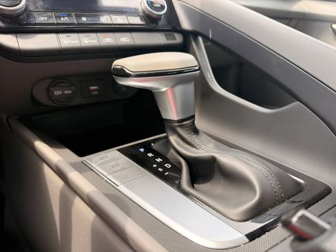 Used 2022 Hyundai Elantra SEL FWD image 20