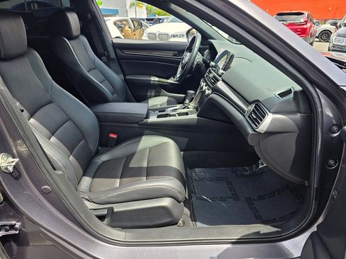 Used 2019 Honda Accord Sport image 10