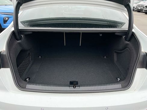 Used 2024 Audi A6 2.0T Premium w/ Convenience Package image 27