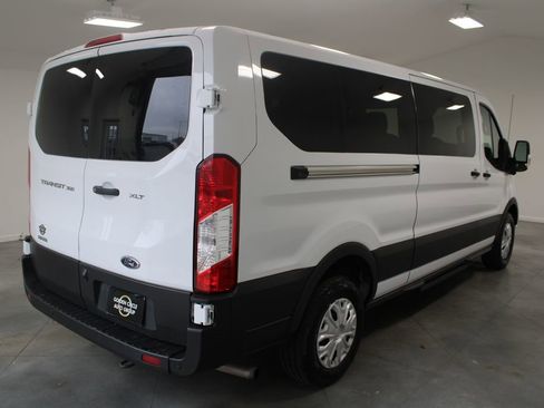 Used 2023 Ford Transit 350 XLT image 9