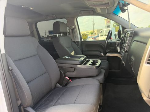 Used 2018 Chevrolet Silverado 1500 LT w/ Texas Edition RWD image 11