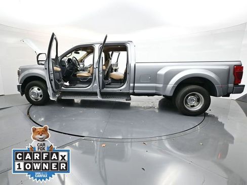 Used 2022 Ford F350 Lariat w/ Lariat Ultimate Package image 37