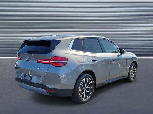 New 2026 BMW X3 xDrive30 w/ Premium Package image 3
