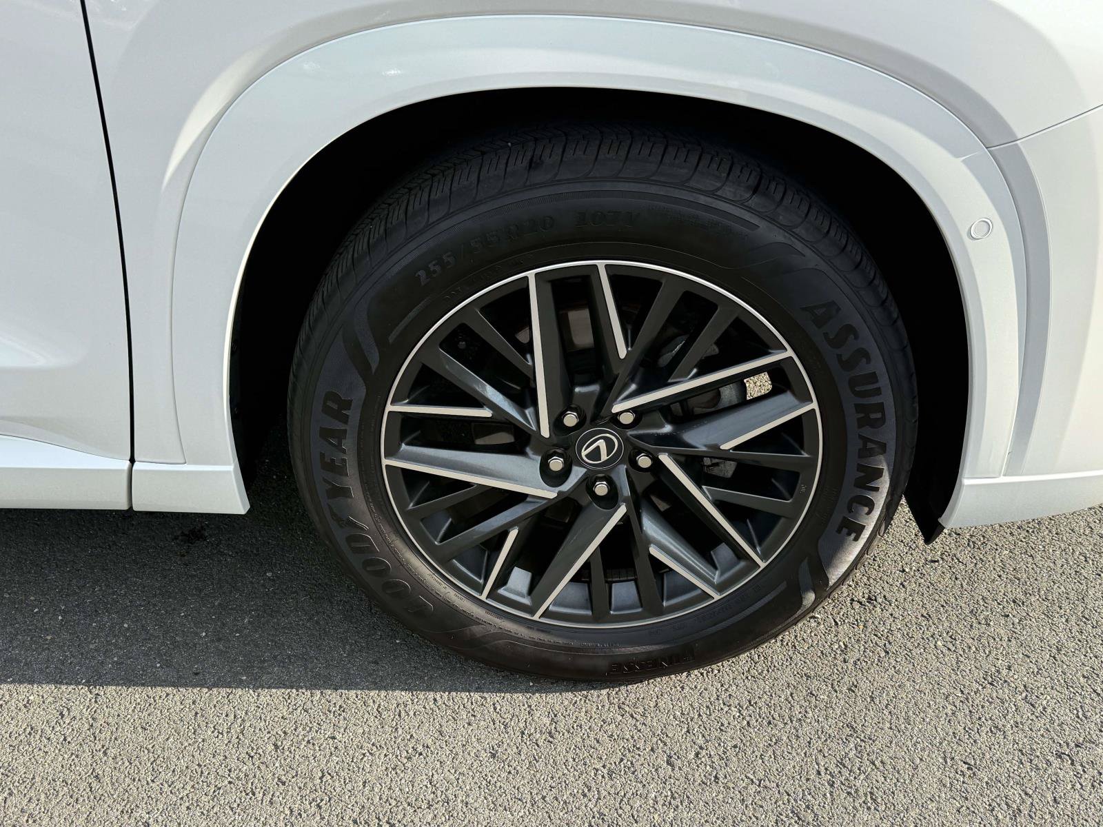 Used 2025 Lexus TX 350 AWD w/ Technology Package image 7
