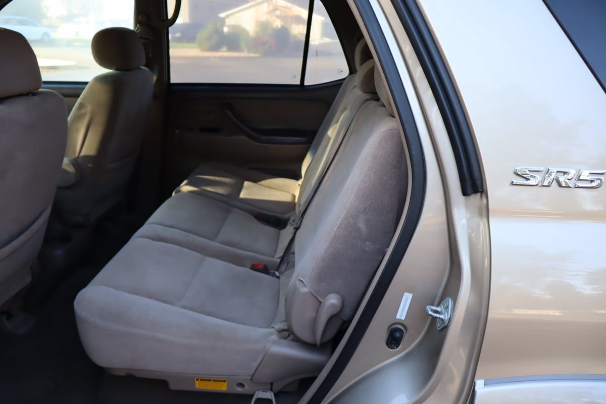 Used 2001 Toyota Sequoia SR5 AWD/4WD image 20