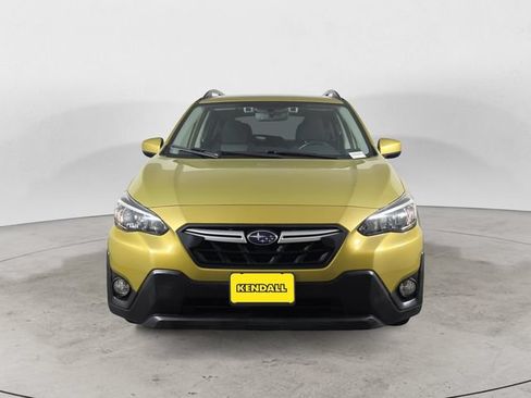 Used 2021 Subaru Crosstrek 2.0i Premium w/ Moonroof Package AWD/4WD image 2