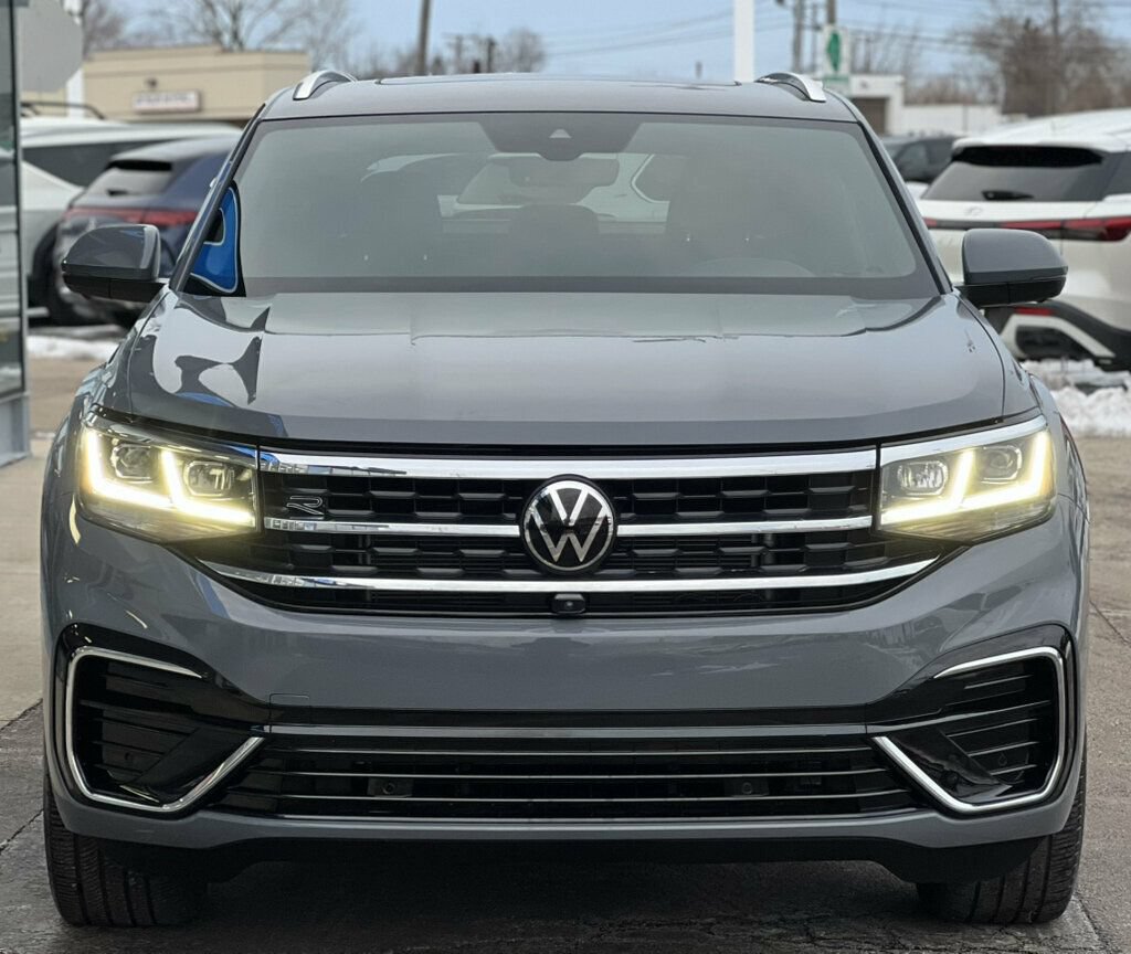 Used 2023 Volkswagen Atlas Cross Sport SEL Premium R-Line AWD/4WD image 35