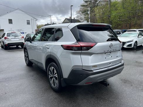 Used 2023 Nissan Rogue SV AWD/4WD image 5