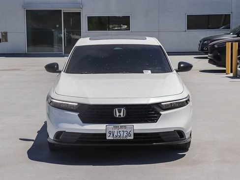 Used 2025 Honda Accord Sport image 2