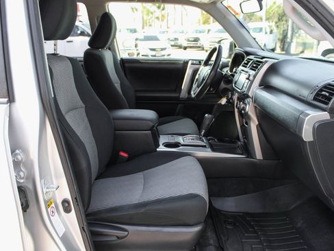 Used 2019 Toyota 4Runner SR5 image 32