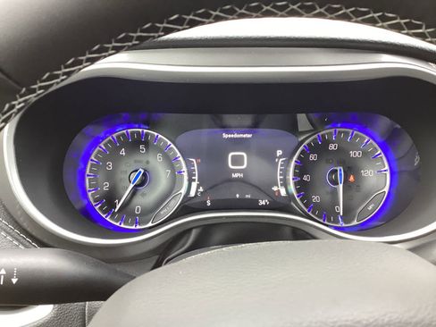 New 2026 Chrysler Pacifica Select image 16