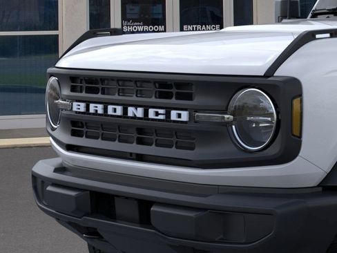 New 2025 Ford Bronco 4-Door image 20