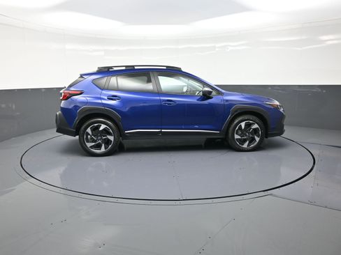 Certified 2024 Subaru Crosstrek 2.5i Limited image 2