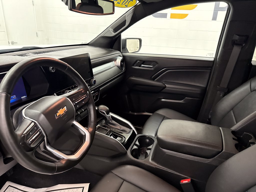 Used 2024 Chevrolet Colorado LT w/ LT Convenience Package III RWD image 13