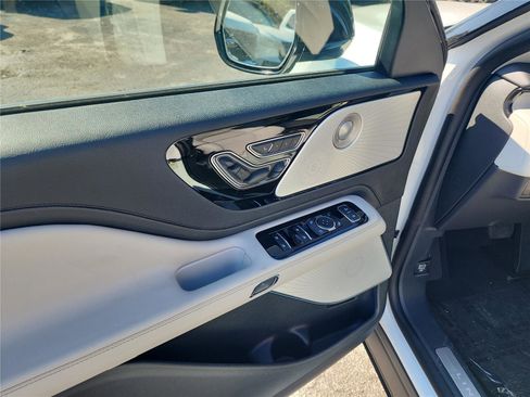 New 2026 Lincoln Aviator Reserve w/ Luxury Package image 12