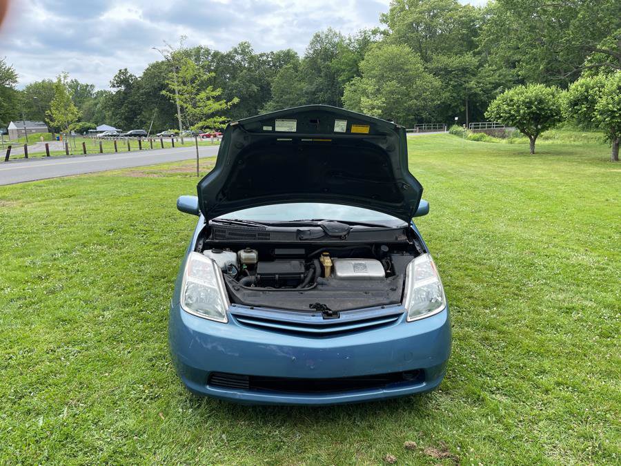 Used 2005 Toyota Prius w/ Pkg 3 FWD image 39