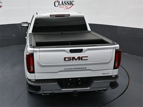Used 2021 GMC Sierra 1500 SLT w/ X31 Off-Road Package image 21