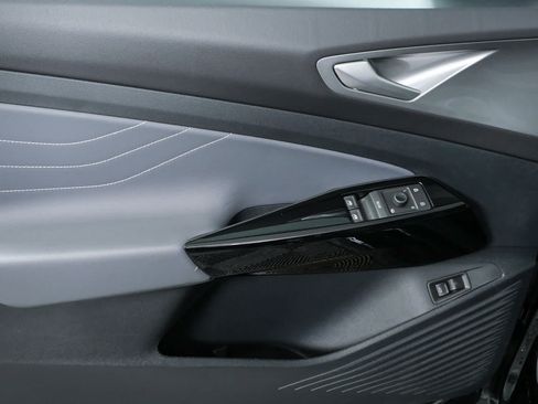 Certified 2023 Volkswagen ID.4 Pro S RWD image 9
