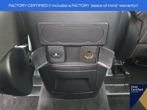 Used 2024 Ford Explorer XLT AWD/4WD image 21