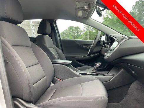 Used 2022 Chevrolet Malibu LS image 15