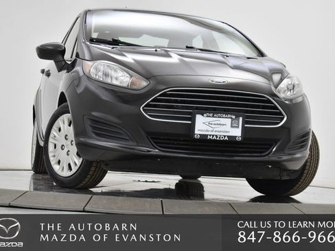 Used 2015 Ford Fiesta S image 3