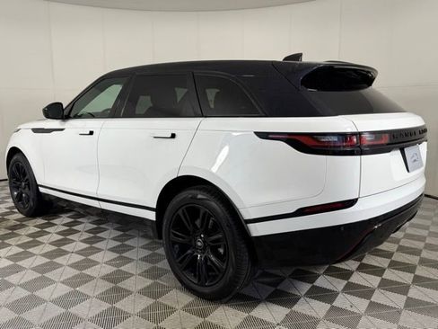 Used 2022 Land Rover Range Rover Velar R-Dynamic S image 4