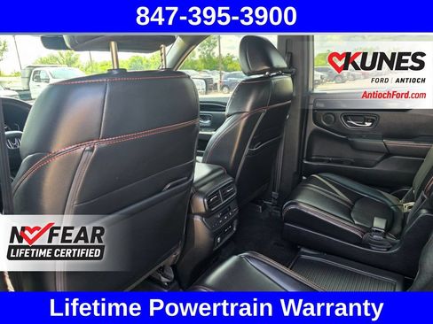 Used 2025 Honda Pilot TrailSport image 26